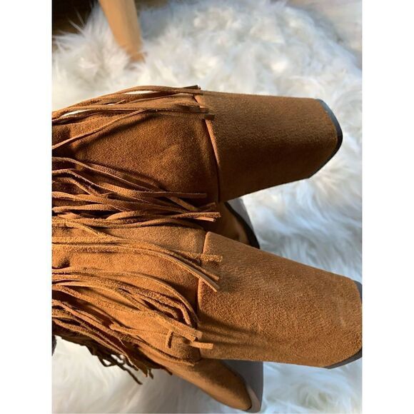 Nine West brown fringe booties size 9 - Picture 5 of 8